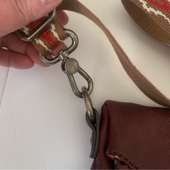 The Sak Beautiful Leather Burgundy Crossbody Woven Strap. - Picture 6 of 12